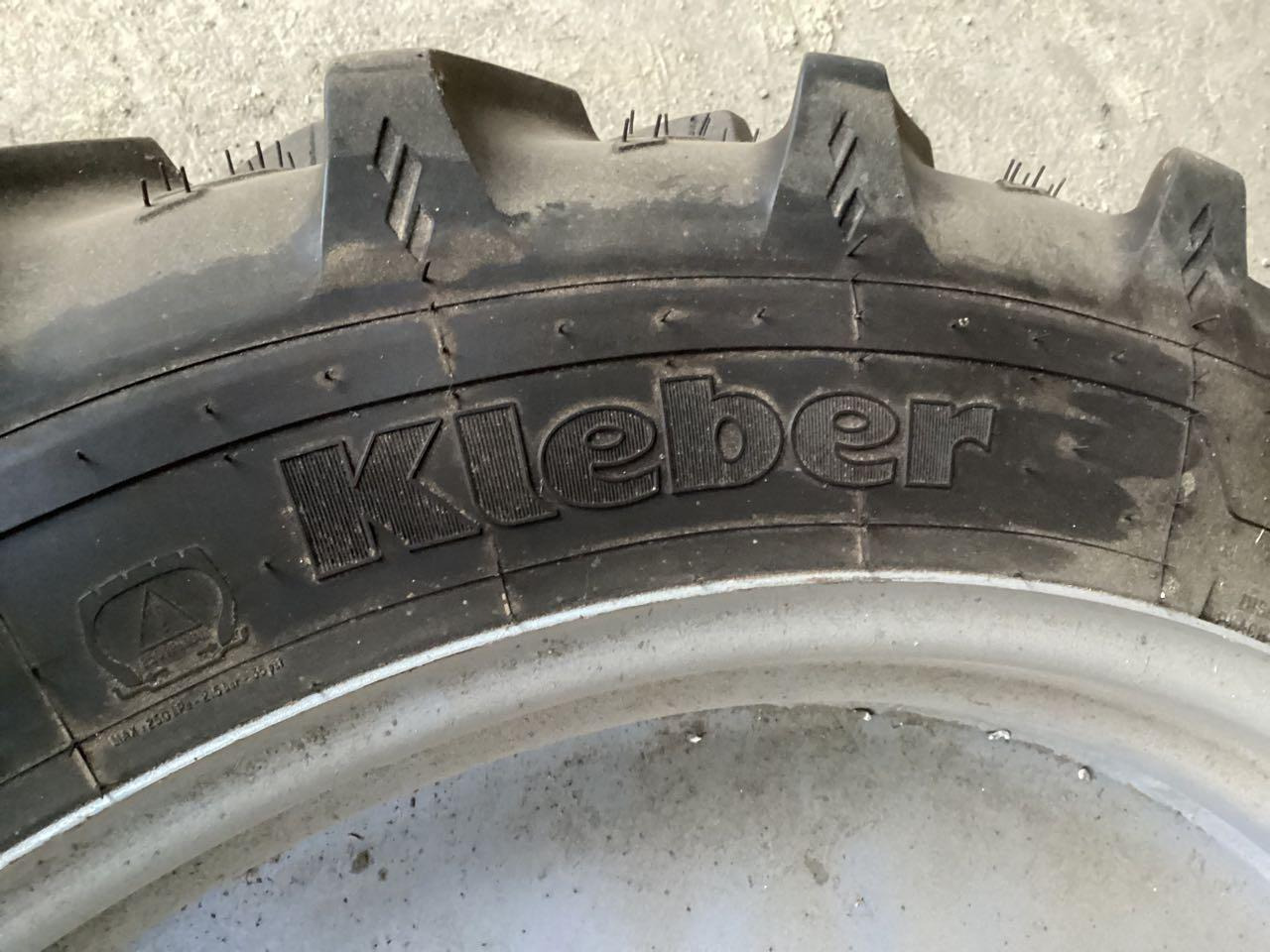 Kleber  - Tire: picture 3 Kleber  - Tire: picture 3