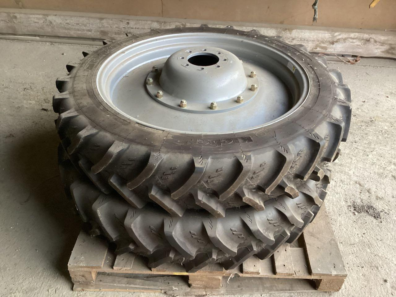 Kleber  - Tire: picture 1 Kleber  - Tire: picture 1