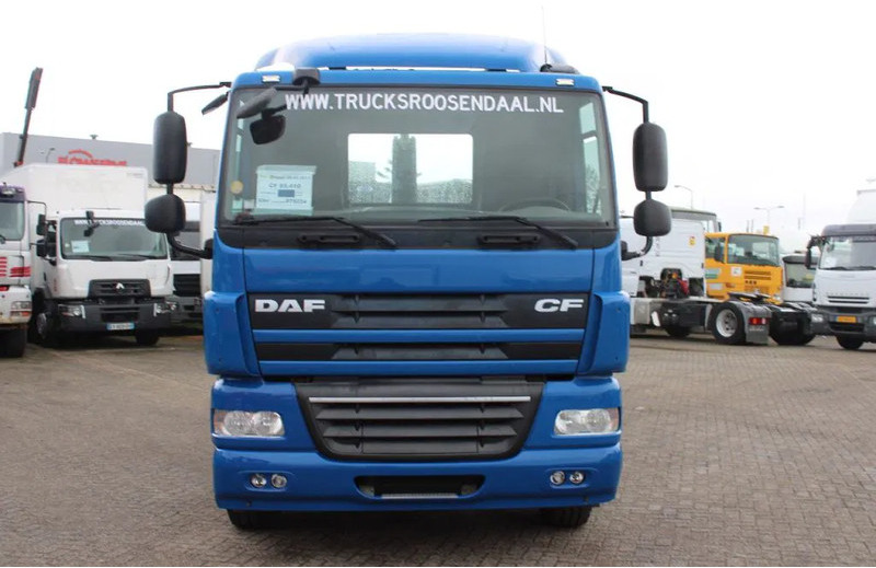 DAF CF 85.410 + EURO 5 - Hook lift truck: picture 5 DAF CF 85.410 + EURO 5 - Hook lift truck: picture 5