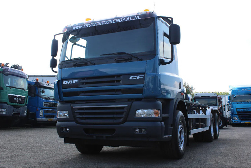 DAF CF 85.410 + euro 5 + 6x2 - Hook lift truck: picture 3 DAF CF 85.410 + euro 5 + 6x2 - Hook lift truck: picture 3