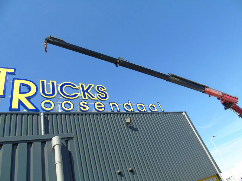 Iveco Eurocargo 160E25 + HMF 1210K-RC + EURO 6 - Crane truck: picture 5 Iveco Eurocargo 160E25 + HMF 1210K-RC + EURO 6 - Crane truck: picture 5