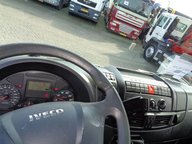 Iveco Eurocargo 80EL21 RESERVED Manual + Euro 6 + Dhollandia Lift - Curtainsider truck: picture 4 Iveco Eurocargo 80EL21 RESERVED Manual + Euro 6 + Dhollandia Lift - Curtainsider truck: picture 4
