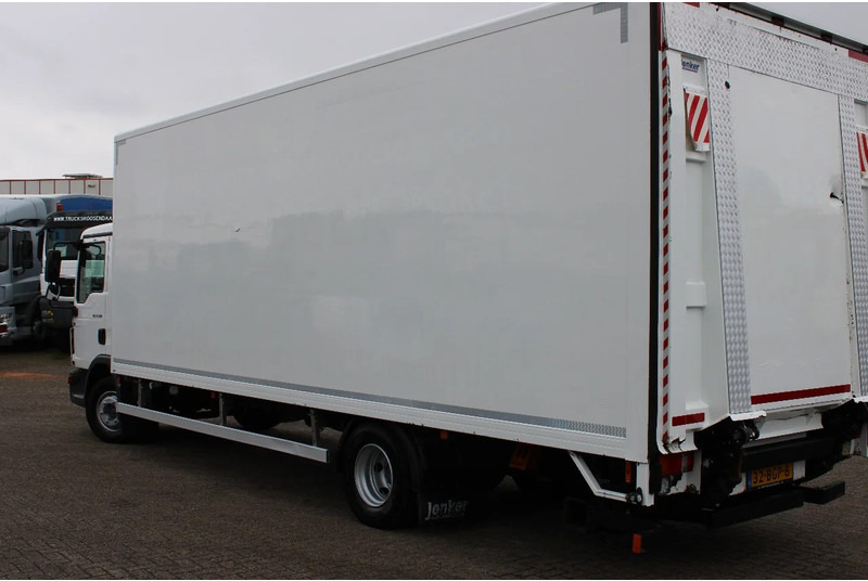 MAN TGL RESERVED 12.180 + EURO 6 + CARRIER + LIFT - Refrigerator truck: picture 4 MAN TGL RESERVED 12.180 + EURO 6 + CARRIER + LIFT - Refrigerator truck: picture 4