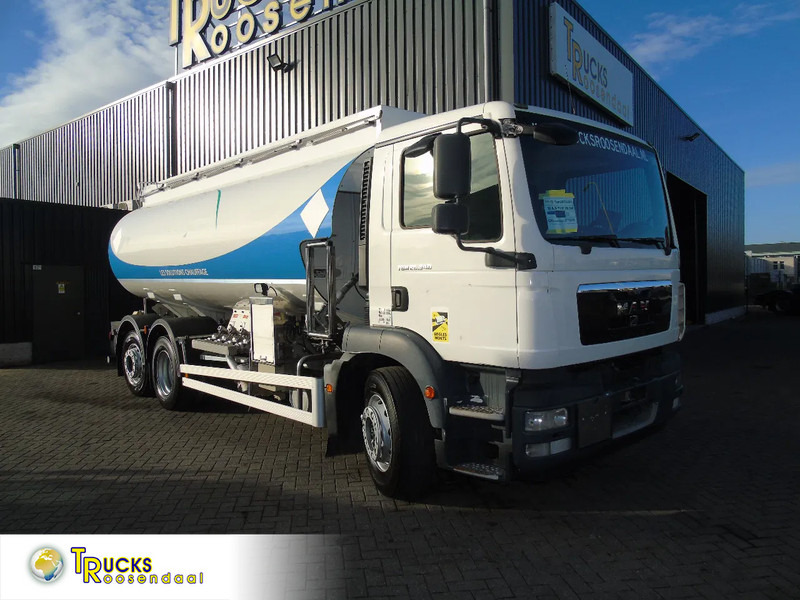 MAN TGM 26.340 + 19.000 LITER + 4COMP + 6X2 + MANUAL - Tank truck: picture 1 MAN TGM 26.340 + 19.000 LITER + 4COMP + 6X2 + MANUAL - Tank truck: picture 1