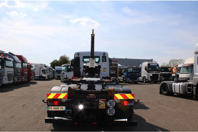 MAN TGS 28.460 + 6X2 + 249.000KM + EURO 6 - Hook lift truck: picture 5 MAN TGS 28.460 + 6X2 + 249.000KM + EURO 6 - Hook lift truck: picture 5