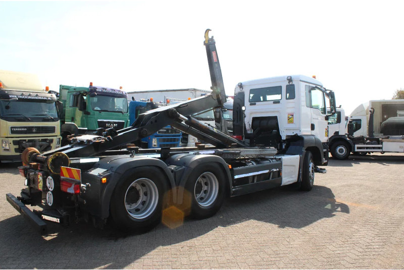 MAN TGS 28.460 + 6X2 + 249.000KM + EURO 6 - Hook lift truck: picture 3 MAN TGS 28.460 + 6X2 + 249.000KM + EURO 6 - Hook lift truck: picture 3