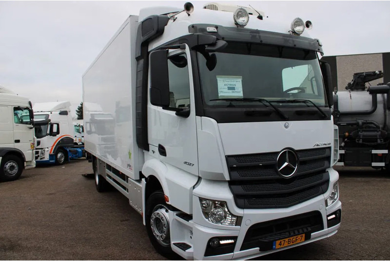 Mercedes-Benz Actros 1927 + EURO 6 + LIFT - Box truck: picture 3 Mercedes-Benz Actros 1927 + EURO 6 + LIFT - Box truck: picture 3