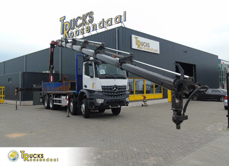 Mercedes-Benz Arocs 3242 + PALFINGER 33002EH 7x EXTENTION + 8X4 + EURO 6 + REMOTE - Crane truck: picture 1 Mercedes-Benz Arocs 3242 + PALFINGER 33002EH 7x EXTENTION + 8X4 + EURO 6 + REMOTE - Crane truck: picture 1