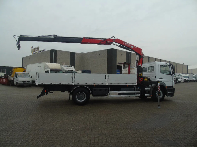 Mercedes-Benz Axor 1929 + FASSI F155 + REMOTE + EURO 5 + MANUAL - Crane truck: picture 4 Mercedes-Benz Axor 1929 + FASSI F155 + REMOTE + EURO 5 + MANUAL - Crane truck: picture 4