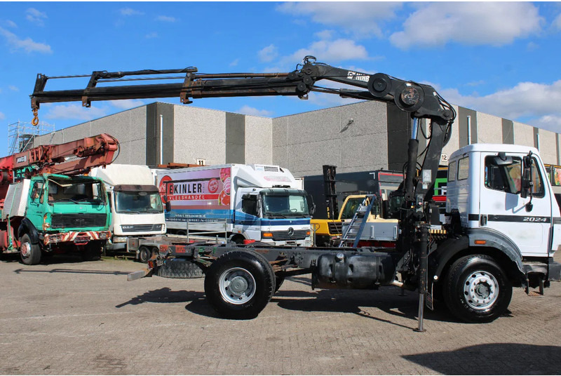 Mercedes-Benz SK 2024 + HIAB 125 + MANUAL - Crane truck: picture 4 Mercedes-Benz SK 2024 + HIAB 125 + MANUAL - Crane truck: picture 4