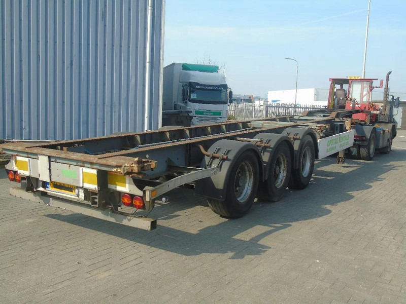 Pacton 3 AXLE - Container transporter/ Swap body semi-trailer: picture 4 Pacton 3 AXLE - Container transporter/ Swap body semi-trailer: picture 4