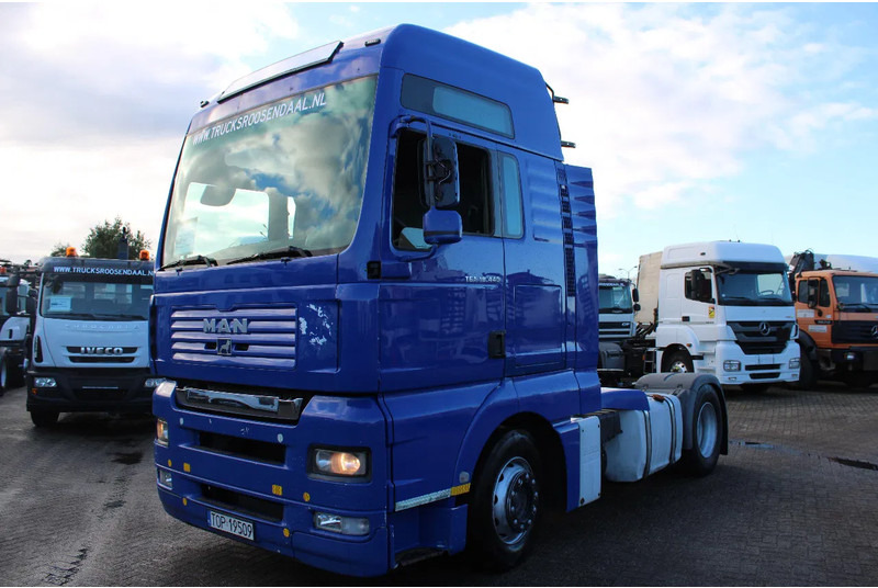 MAN TGA 18.440 + EURO 5 + MANUAL - Tractor unit: picture 3 MAN TGA 18.440 + EURO 5 + MANUAL - Tractor unit: picture 3