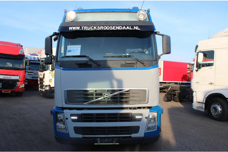 Volvo FH 12.440 + xl cab + manual + EURO 5 - Tractor unit: picture 4 Volvo FH 12.440 + xl cab + manual + EURO 5 - Tractor unit: picture 4