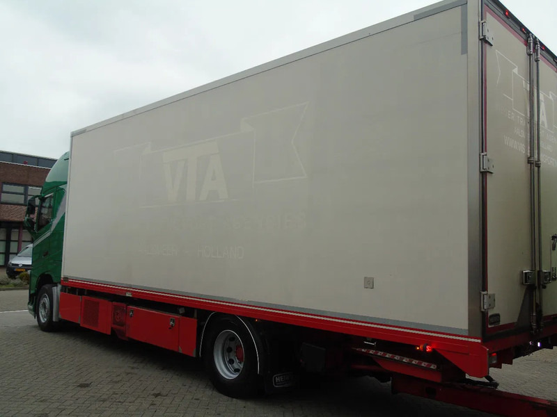 Volvo FH 460 + TRS + COMBI + EURO 6 - Refrigerator truck: picture 5 Volvo FH 460 + TRS + COMBI + EURO 6 - Refrigerator truck: picture 5
