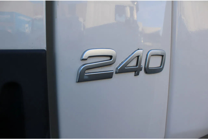 Refrigerator truck Volvo FL 16.240 + EURO 5 + 16T: picture 9