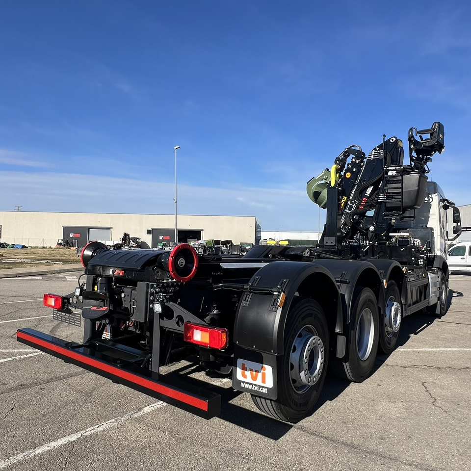 - Crane truck: picture 2 - Crane truck: picture 2