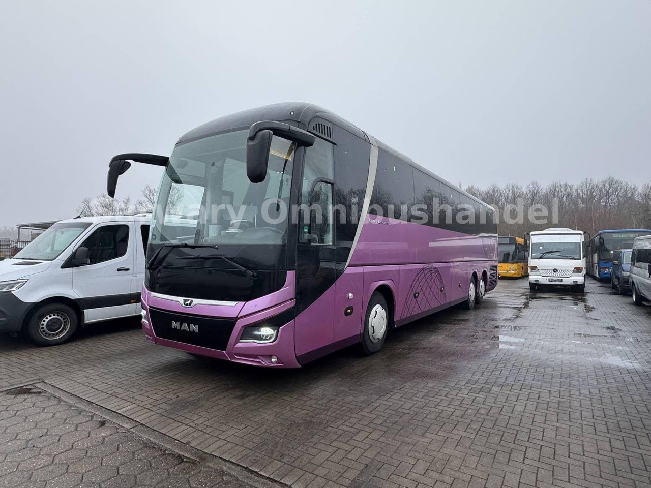 MAN R08 Lion´s Coach *61-Sitze*Tourismo*Travego*R09* - Coach: picture 2 MAN R08 Lion´s Coach *61-Sitze*Tourismo*Travego*R09* - Coach: picture 2