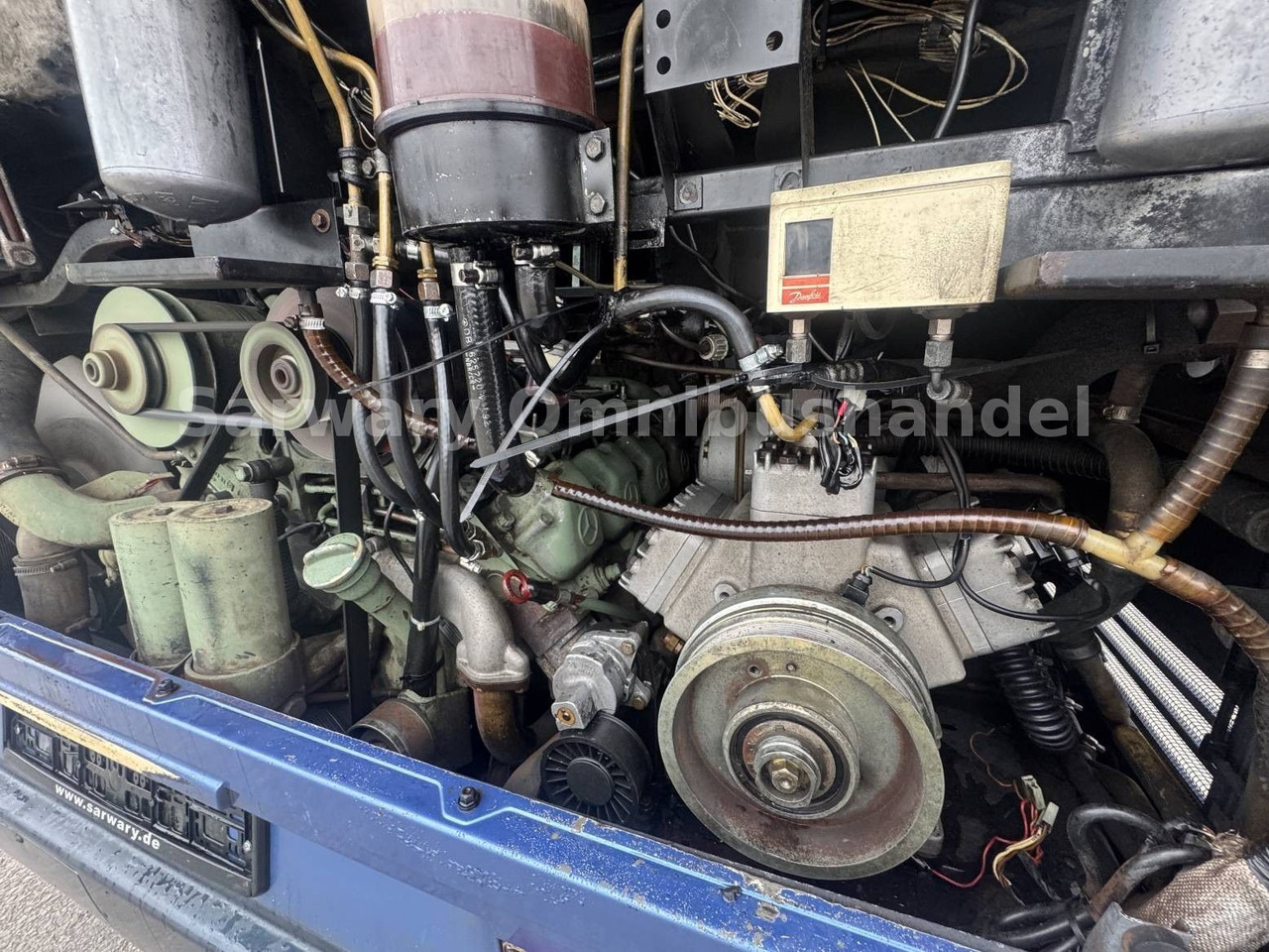 Coach Mercedes-Benz 404 RHD*Klima*381 PS*V8 Motor*51 Sitze*WC*: picture 13
