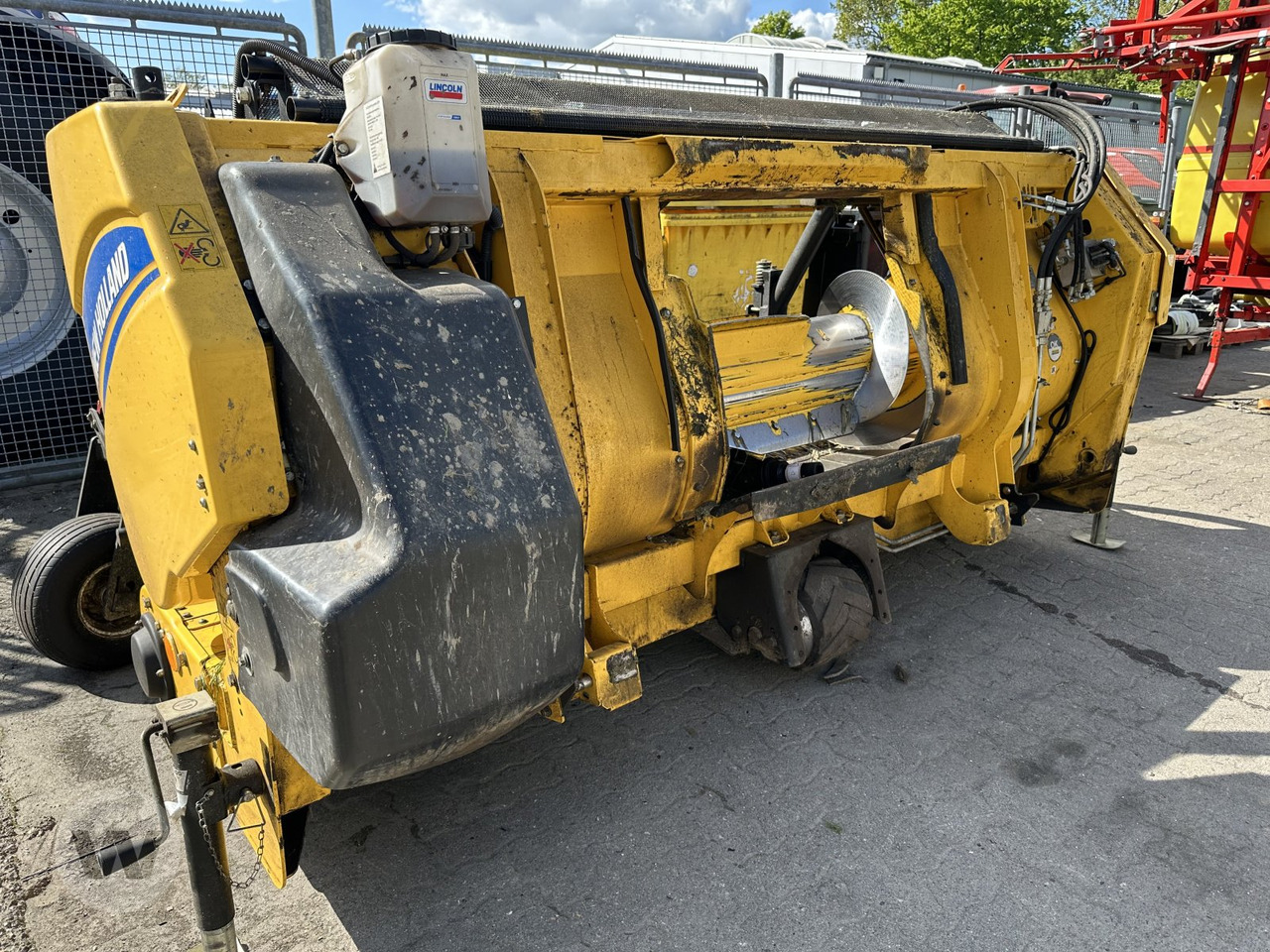 New Holland Pick-Up 300 FP - Attachment for Agricultural machinery: picture 3 New Holland Pick-Up 300 FP - Attachment for Agricultural machinery: picture 3