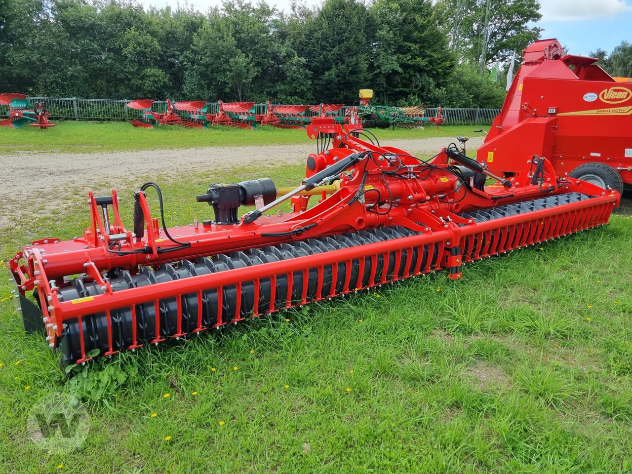 Kverneland Rotago 4060 F - Power harrow: picture 3 Kverneland Rotago 4060 F - Power harrow: picture 3