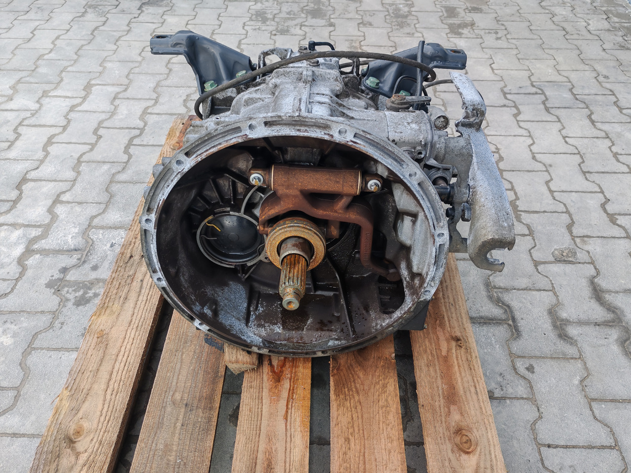 MERCEDES-BENZ ATEGO EURO 6 / G90-6 COMPLETE MANUAL GEARBOX - Gearbox: picture 4 MERCEDES-BENZ ATEGO EURO 6 / G90-6 COMPLETE MANUAL GEARBOX - Gearbox: picture 4