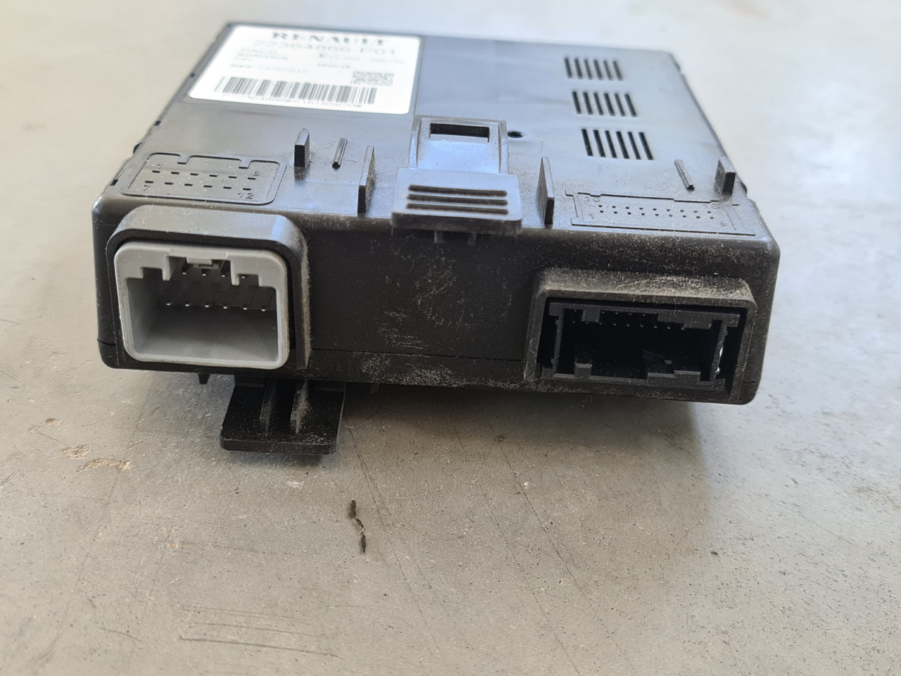 RENAULT RANGE T / DACU CONTROL UNIT / 22364866-P01 - ECU: picture 3 RENAULT RANGE T / DACU CONTROL UNIT / 22364866-P01 - ECU: picture 3