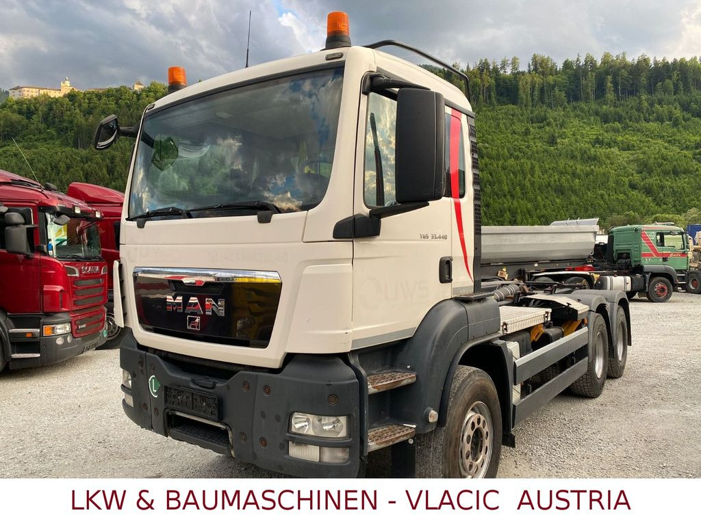 MAN TGS 33.440 (6x4) EEV Abrollkipper - Hook lift truck: picture 1 MAN TGS 33.440 (6x4) EEV Abrollkipper - Hook lift truck: picture 1