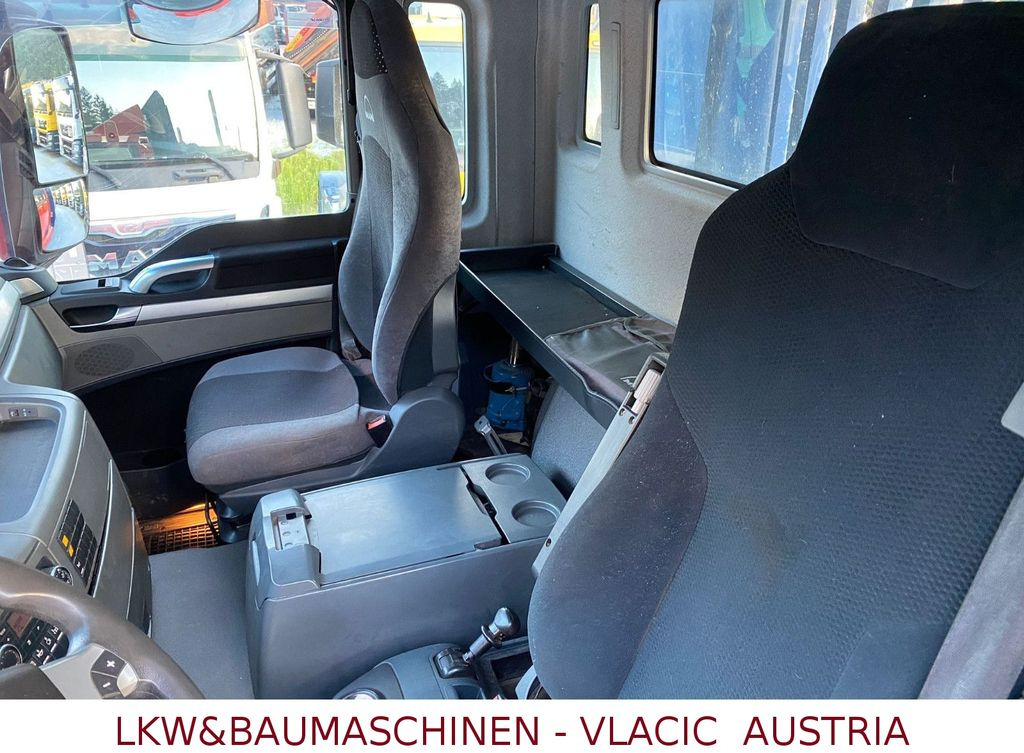 MAN TGS Holztransporter mit Kran Palfinger MAN TGS 33.480 6x6Holztransporter mit Kran Palfinger - Log truck, Crane truck: picture 5 MAN TGS Holztransporter mit Kran Palfinger MAN TGS 33.480 6x6Holztransporter mit Kran Palfinger - Log truck, Crane truck: picture 5