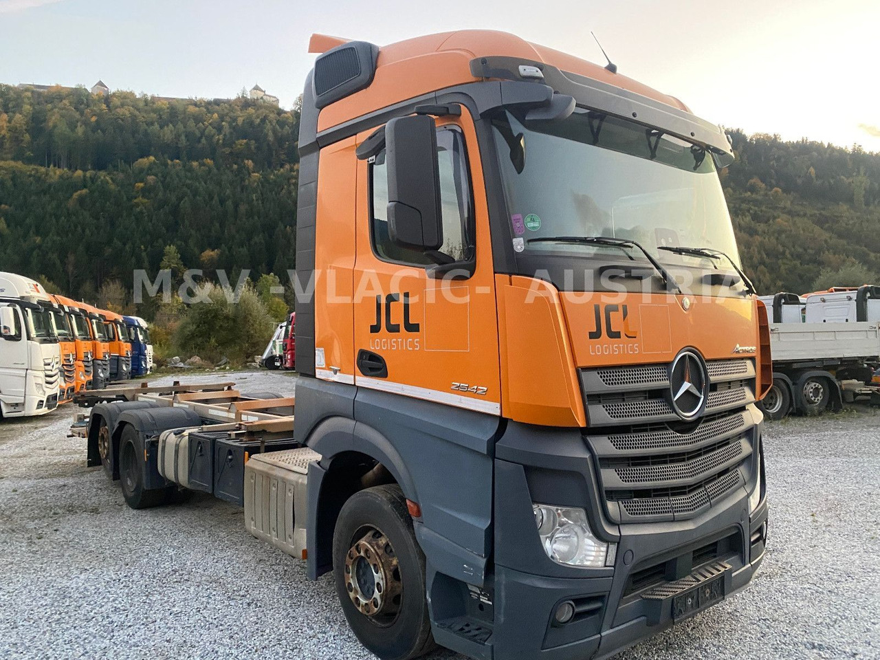 Mercedes-Benz 2542 - Container transporter/ Swap body truck: picture 1 Mercedes-Benz 2542 - Container transporter/ Swap body truck: picture 1