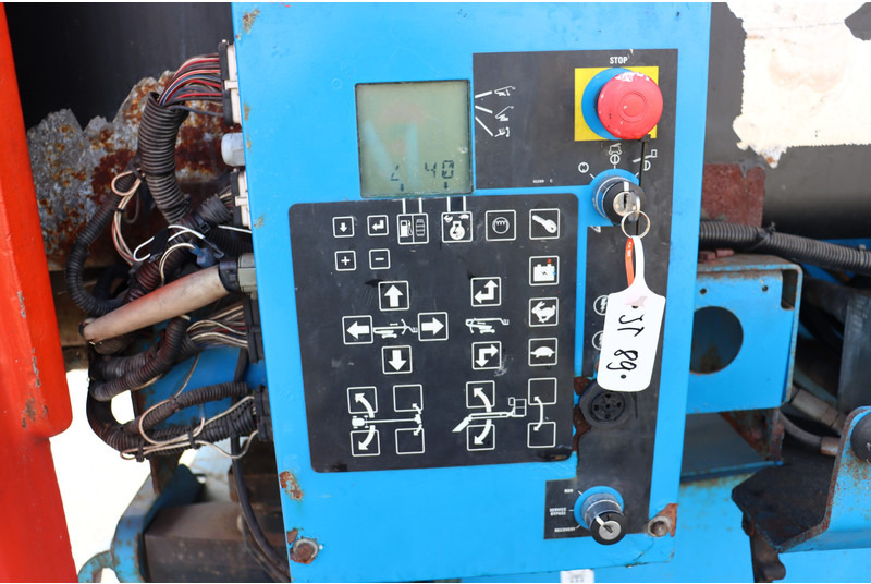 Genie Z-80/60 - Articulated boom: picture 2 Genie Z-80/60 - Articulated boom: picture 2