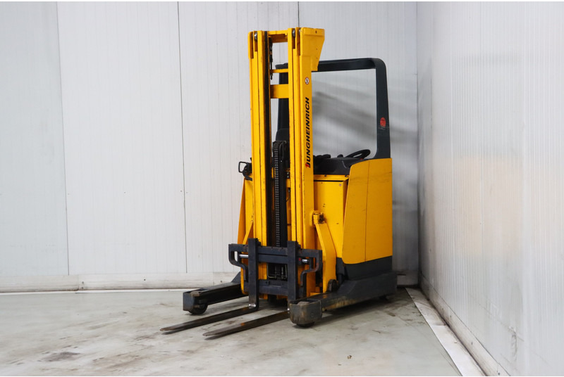 Jungheinrich ETV110 - Reach truck: picture 4 Jungheinrich ETV110 - Reach truck: picture 4