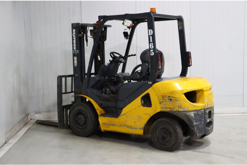 Komatsu FD25T-16 - Diesel forklift: picture 2 Komatsu FD25T-16 - Diesel forklift: picture 2