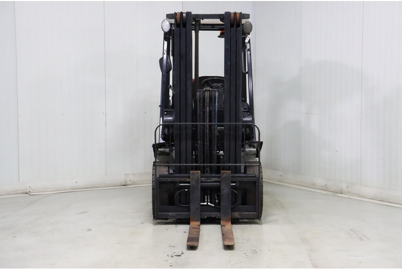 Nissan U1D2A20LQ - LPG forklift: picture 2 Nissan U1D2A20LQ - LPG forklift: picture 2