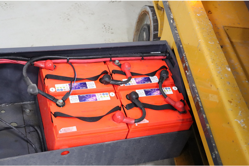 Scissor lift XCMG XG1412AC: picture 6