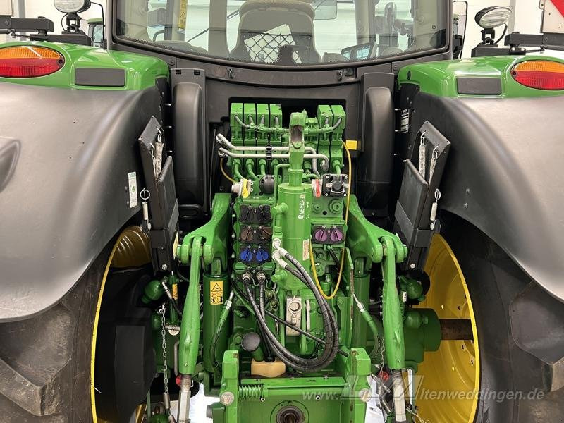 John Deere 6195R CommandPro - Farm tractor: picture 4 John Deere 6195R CommandPro - Farm tractor: picture 4