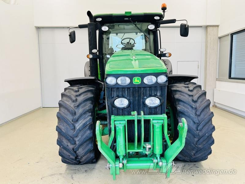 John Deere 8320R - Farm tractor: picture 3 John Deere 8320R - Farm tractor: picture 3