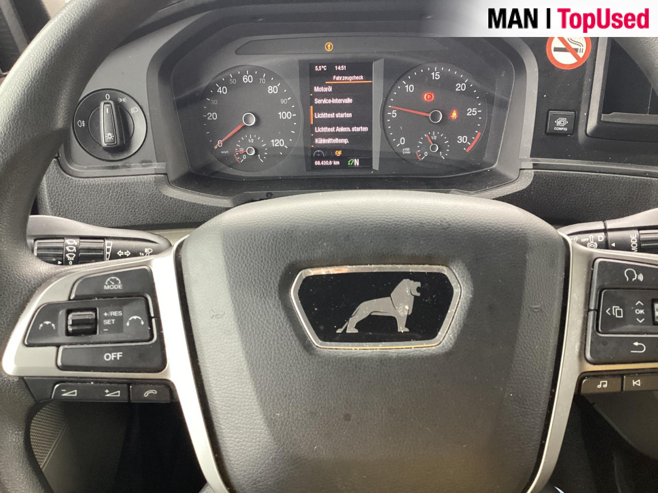 MAN TGL 12.250 4x2 BL CH KOFFER LBW AHK - Box truck: picture 5 MAN TGL 12.250 4x2 BL CH KOFFER LBW AHK - Box truck: picture 5