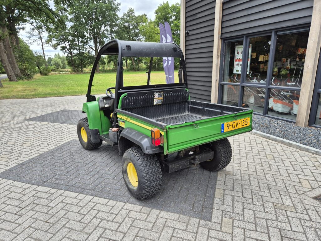 JOHN DEERE Gator HPX 4 x 4 - Side-by-side/ ATV: picture 3 JOHN DEERE Gator HPX 4 x 4 - Side-by-side/ ATV: picture 3