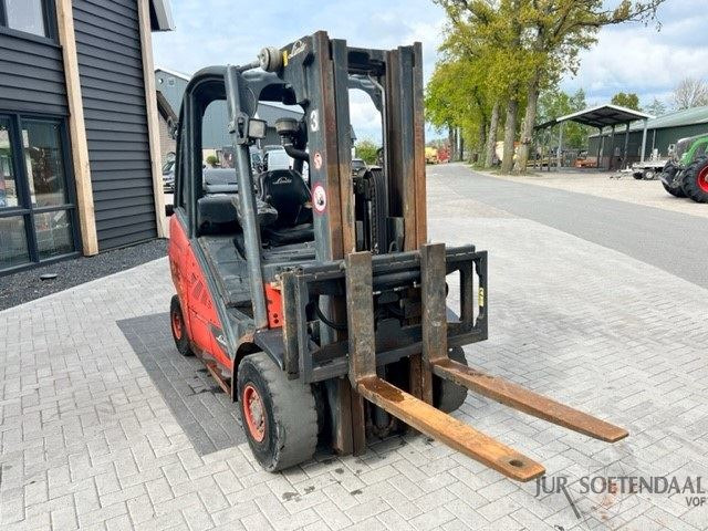 LINDE H 35 TEV0 - LPG forklift: picture 2 LINDE H 35 TEV0 - LPG forklift: picture 2