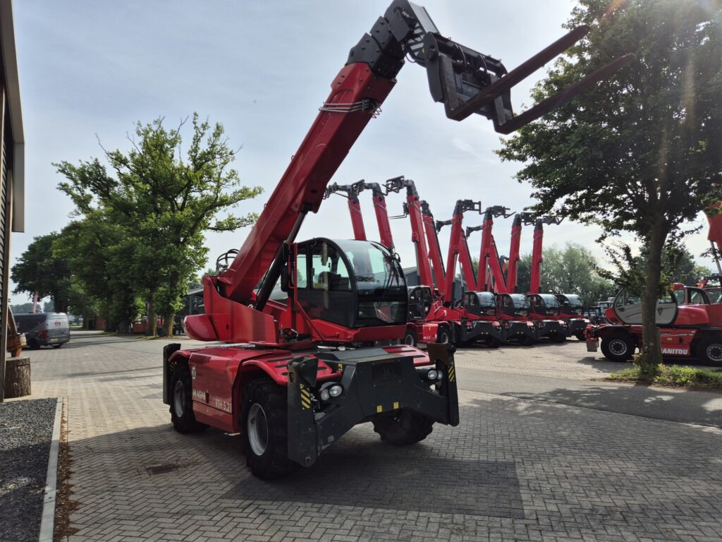 Telescopic handler MAGNI RTH 5.21 D/D: picture 6