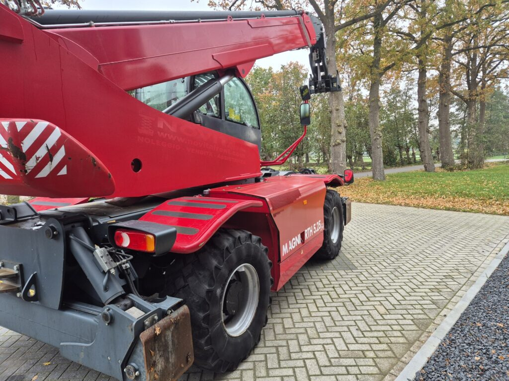 MAGNI RTH 5.25 SH - Telescopic handler: picture 4 MAGNI RTH 5.25 SH - Telescopic handler: picture 4