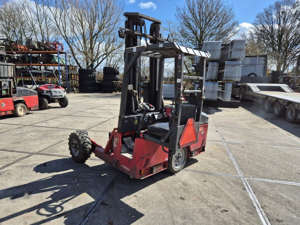 MOFFET M4-25.3 forklift - Diesel forklift: picture 2 MOFFET M4-25.3 forklift - Diesel forklift: picture 2