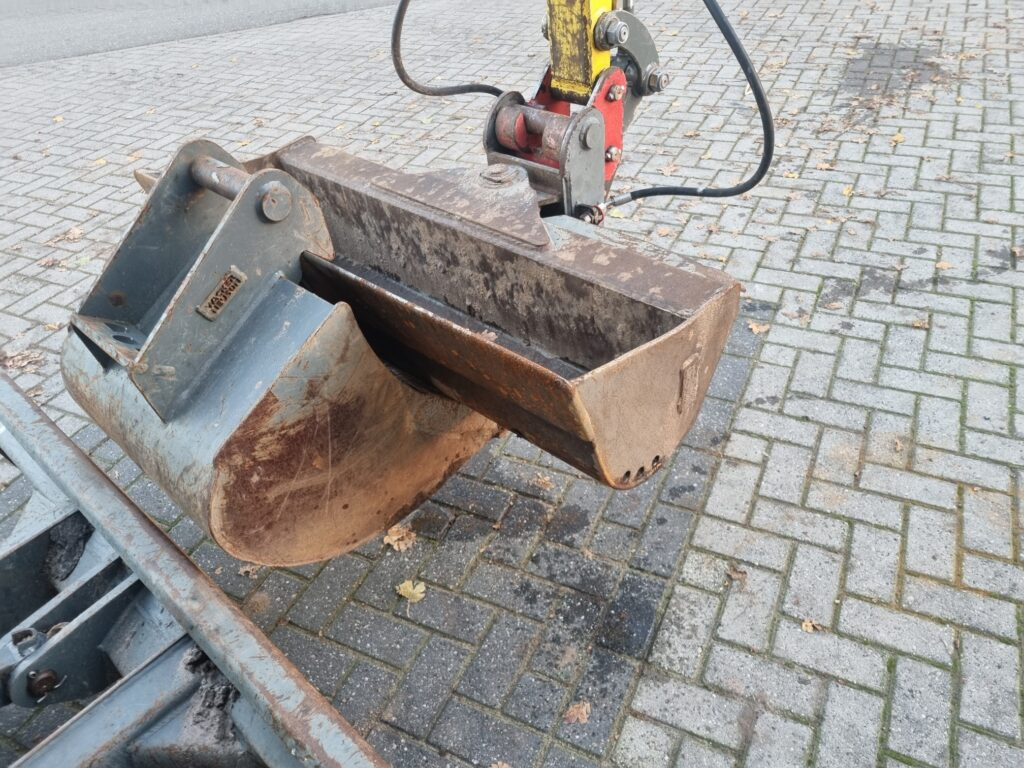 Mini excavator WACKER NEUSON ET24 minidigger: picture 14