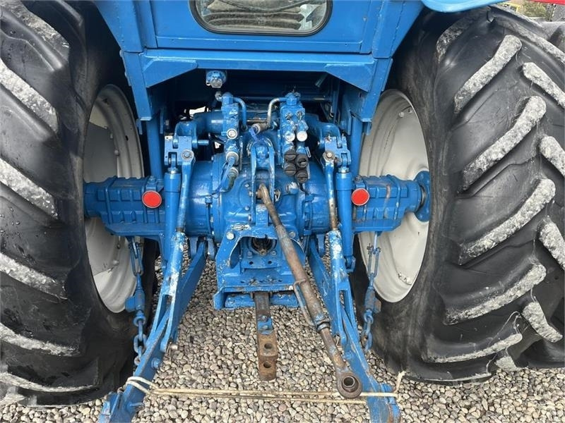 Ford 8210 En rigtig velholdt klassiker med tvillinghjul - Farm tractor: picture 4 Ford 8210 En rigtig velholdt klassiker med tvillinghjul - Farm tractor: picture 4