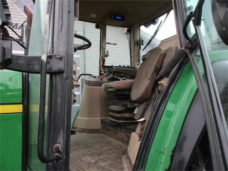 John Deere 6910 TLS, AutoQurd, Hjørnestops computer og frontl - Farm tractor: picture 4 John Deere 6910 TLS, AutoQurd, Hjørnestops computer og frontl - Farm tractor: picture 4