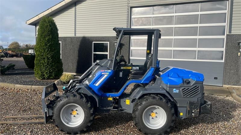 Leasing of Multione 11.6 k Med pallegafler og multiskovl Multione 11.6 k Med pallegafler og multiskovl: picture 9 Leasing of Multione 11.6 k Med pallegafler og multiskovl Multione 11.6 k Med pallegafler og multiskovl: picture 9