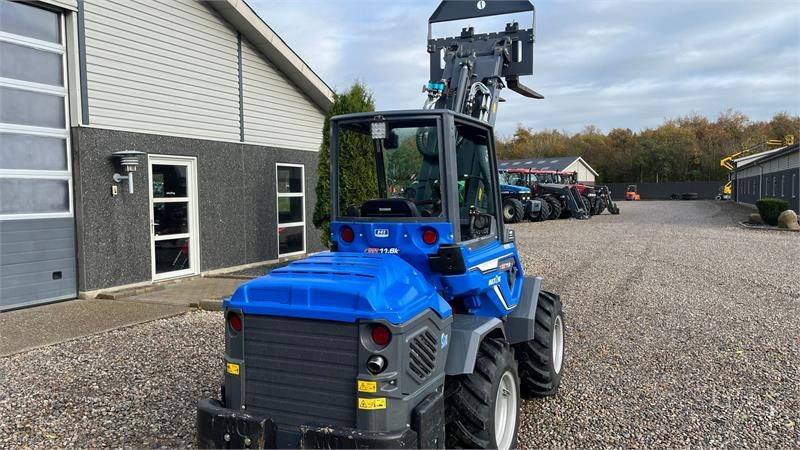 Leasing of Multione 11.6 k Med pallegafler og multiskovl Multione 11.6 k Med pallegafler og multiskovl: picture 14 Leasing of Multione 11.6 k Med pallegafler og multiskovl Multione 11.6 k Med pallegafler og multiskovl: picture 14