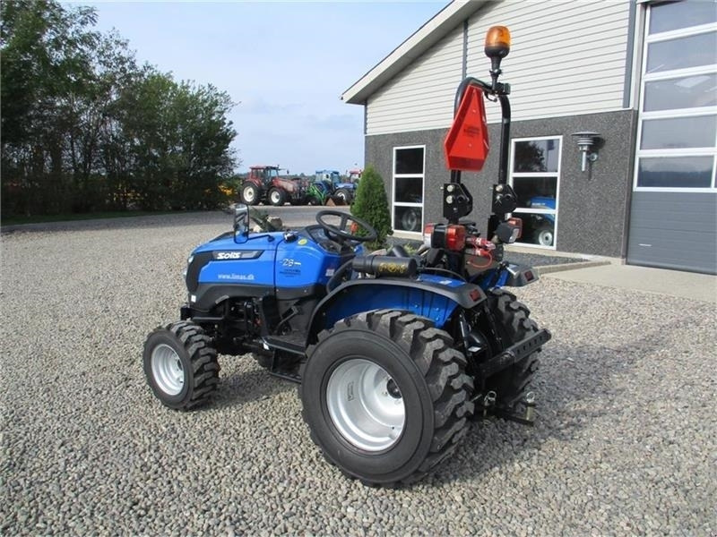 Solis 26 6+2 gearmaskine med Servostyrring og Industri h - Farm tractor: picture 3 Solis 26 6+2 gearmaskine med Servostyrring og Industri h - Farm tractor: picture 3