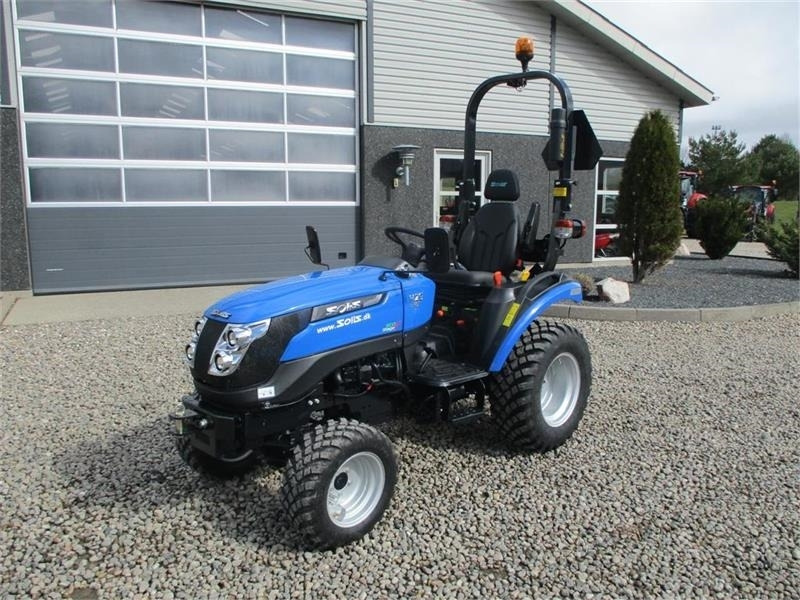 Solis 26 HST Garden Pro Dæk - Farm tractor: picture 2 Solis 26 HST Garden Pro Dæk - Farm tractor: picture 2