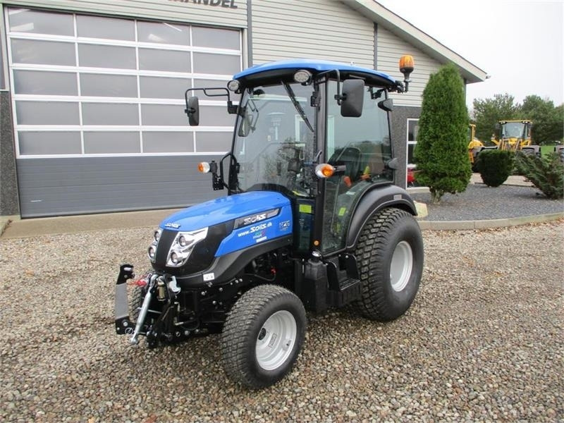 Solis 26 HST Med kabine, Turf dæk og frontlift - Farm tractor: picture 2 Solis 26 HST Med kabine, Turf dæk og frontlift - Farm tractor: picture 2